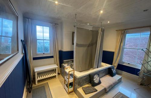 Rhyl Hotel | Rathmines
