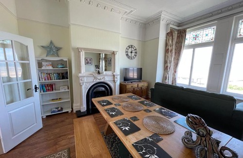 Rhyl Hotel | Rathmines