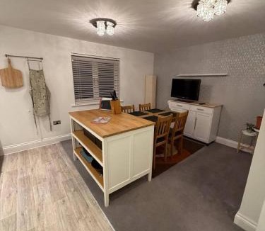 Spencers Wood Apartment | Reading Retreat – 1 Bed with Private Parking