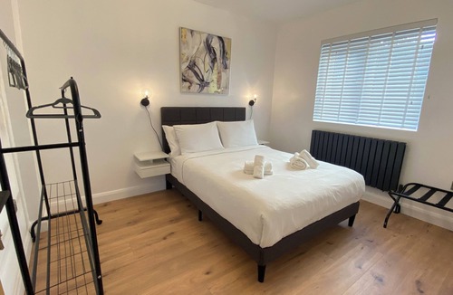 Stonnall House | Ready Stay