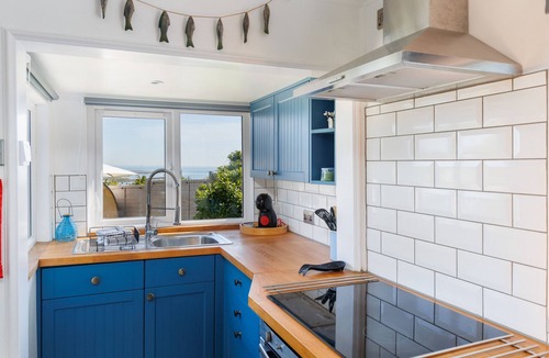 Bembridge Ski Chalet | Red Cedars