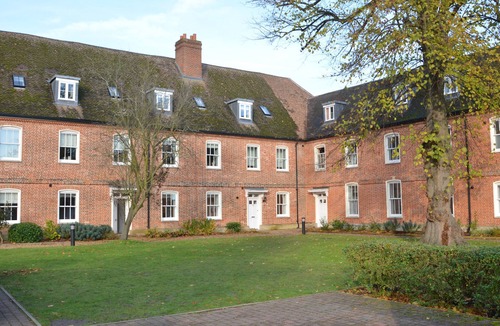 Blythburgh Cottage | REDSHANKS, BLYTHVIEW, family friendly, with pool in Southwold