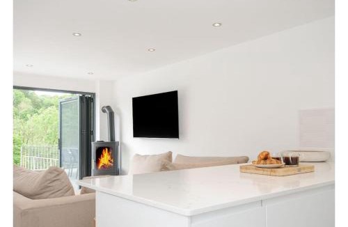 Millendreath House | Refurbished Beach Lodge