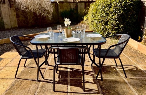 Bath House | Relaxed Bath Base | Private Parking | Walks & Bus to City
