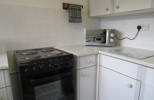 Arnold House | Remarkable and perfect 3 Bed House in Nottingham
