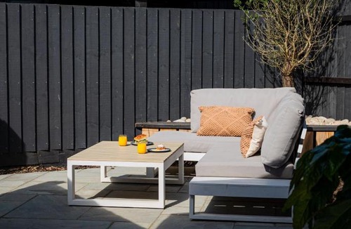 Beccles House | Retreat 1