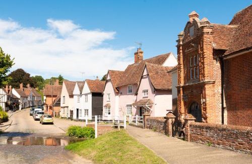 Ipswich House | River House
