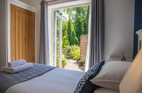 Sutton Hill Apartment | River Mist