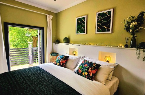 Five Oak Green House | River View