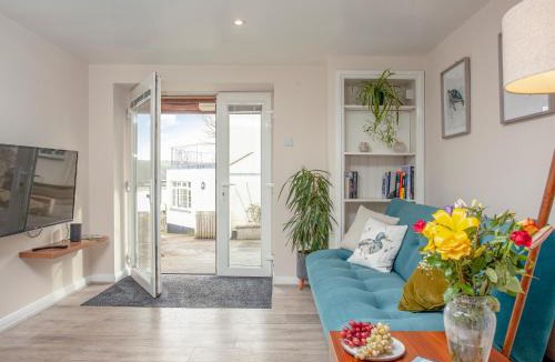 Littleham House | Riverside Apartment