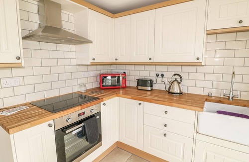 Cuckney Cottage | Riverside Lodge