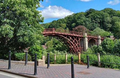 Coalbrookdale Apartment | Riverside Nook