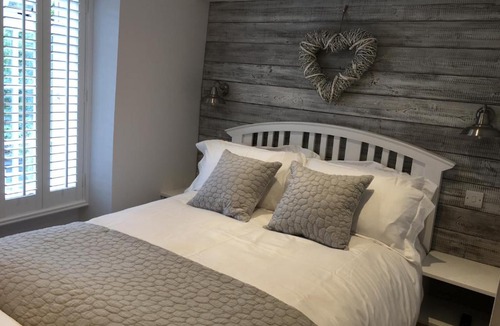 Llangollen Apartment | Riverside Suites Llangollen