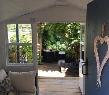 Llangollen Apartment | Riverside Suites Llangollen