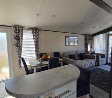 Crowle Cabin | Rody's Cosy Corner