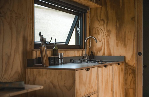 Llangollen Cabin | Romantic Off-Grid Woodland Hideaway with Stunning Valley Views