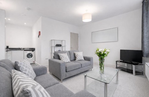 Sutton Central Apartment | Roomspace Serviced Apartments - Nouvelle House