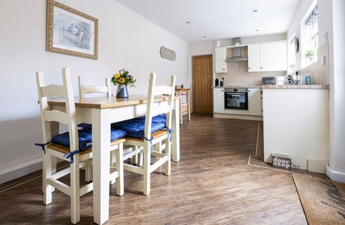 Ollerton House | Ropemaker's Cottage, · Ropemaker's Cottage, cosy cottage retreat