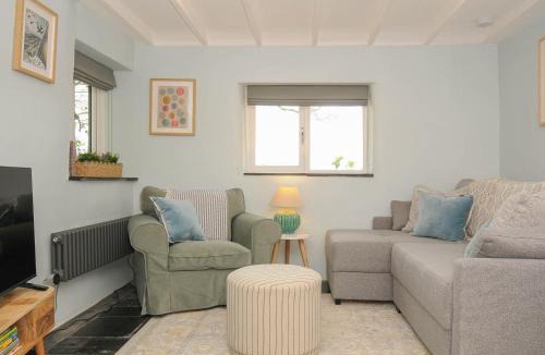 Callington House | Rose Cottage