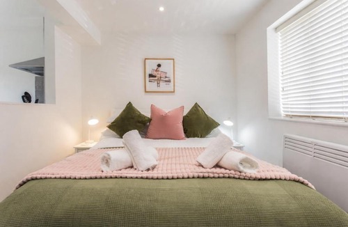 East Wittering Apartment | Rose Cottage
