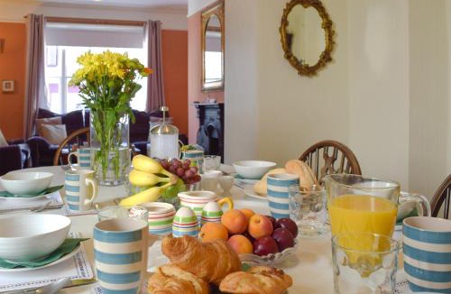 Tenby House | Rose Cottage