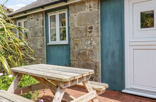 Truro Cottage | Rose's Stable