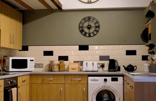 Foxley House | Roundabout Farm