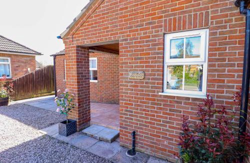 Boston House | Rowan Cottage