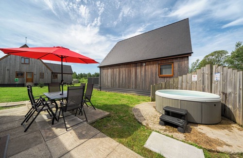 Brigg Cottage | RUBY RED, family friendly, country holiday cottage in Brigg
