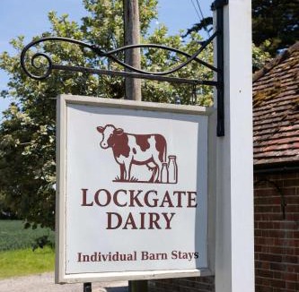 Sidlesham House | Rural Cottage Accommodation for 14