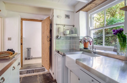 St. Teath House | Ruth's Cottage - Three Bedroom House, Sleeps 5