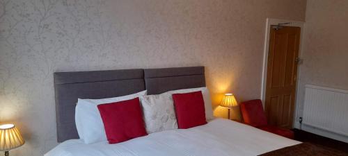 Combe Martin Bed & Breakfast | Saffron House