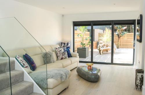 Dawlish House | Sail Loft