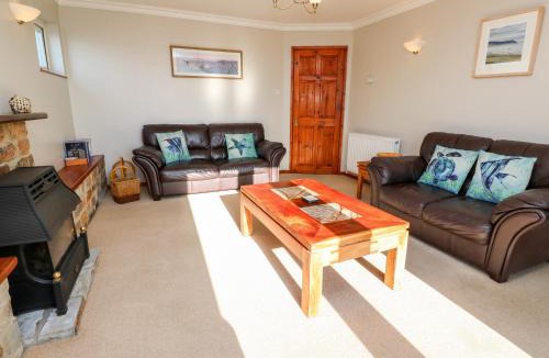 Praa Sands House | Salakee