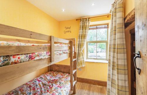 Sutton-in-Craven House | Salt Pot Cottage