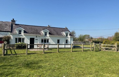 Bontnewydd House | Samuel cottage