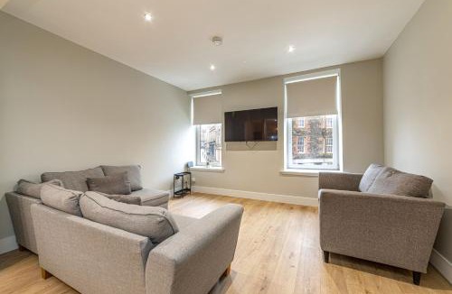 Hawick House | Sandbed