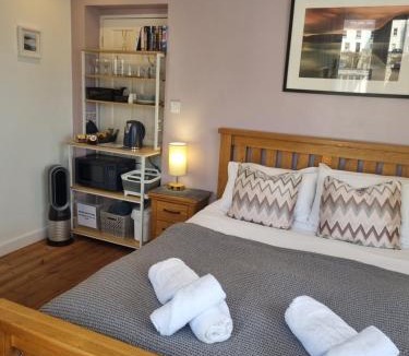 Portreath House | Sandy Paws