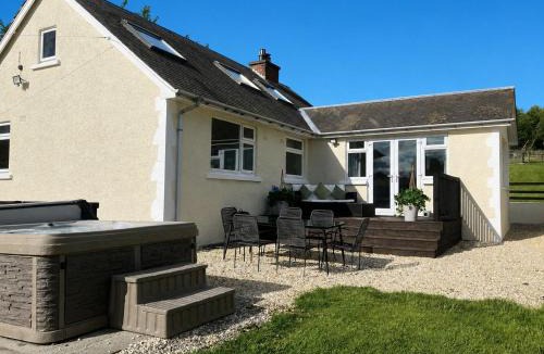 Melrose House | Satchells Cottage