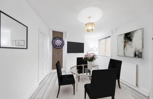 Gillingham House | Saunders House