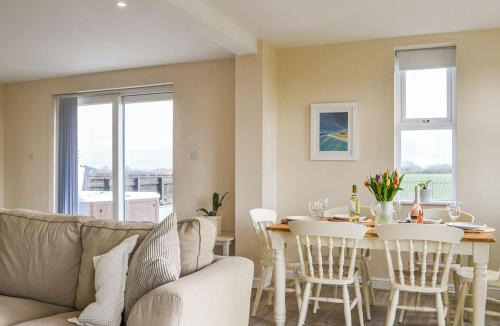 Driffield House | School Cottage