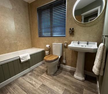 Tarbet Hotel | Scourie Hotel
