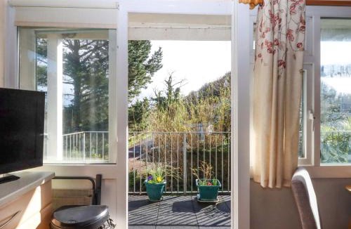 Dawlish Warren Apartment | Sea Glimpse
