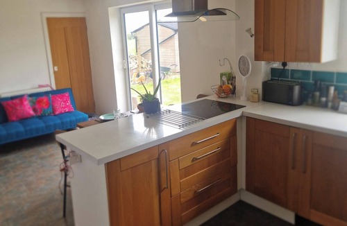 Sea Palling Apartment | Sea Palling 2 bed/2 bath beach apartment Sleeps 4