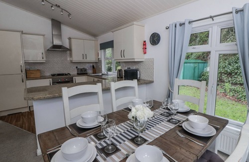 Wiseman's Bridge Cottage | SEACROFT, pet friendly, character holiday cottage in Kilgetty