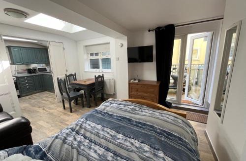 Felixstowe Apartment | Seagull studio