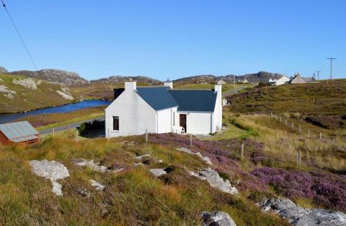 North Uist House | Sealladh Eabhal