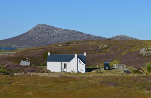 North Uist House | Sealladh Eabhal