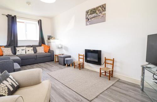 Fairbourne House | Sealyons