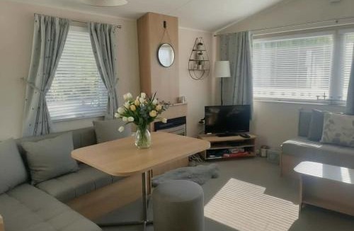 Coldingham House | Seashells - Exclusive Private Area to Side